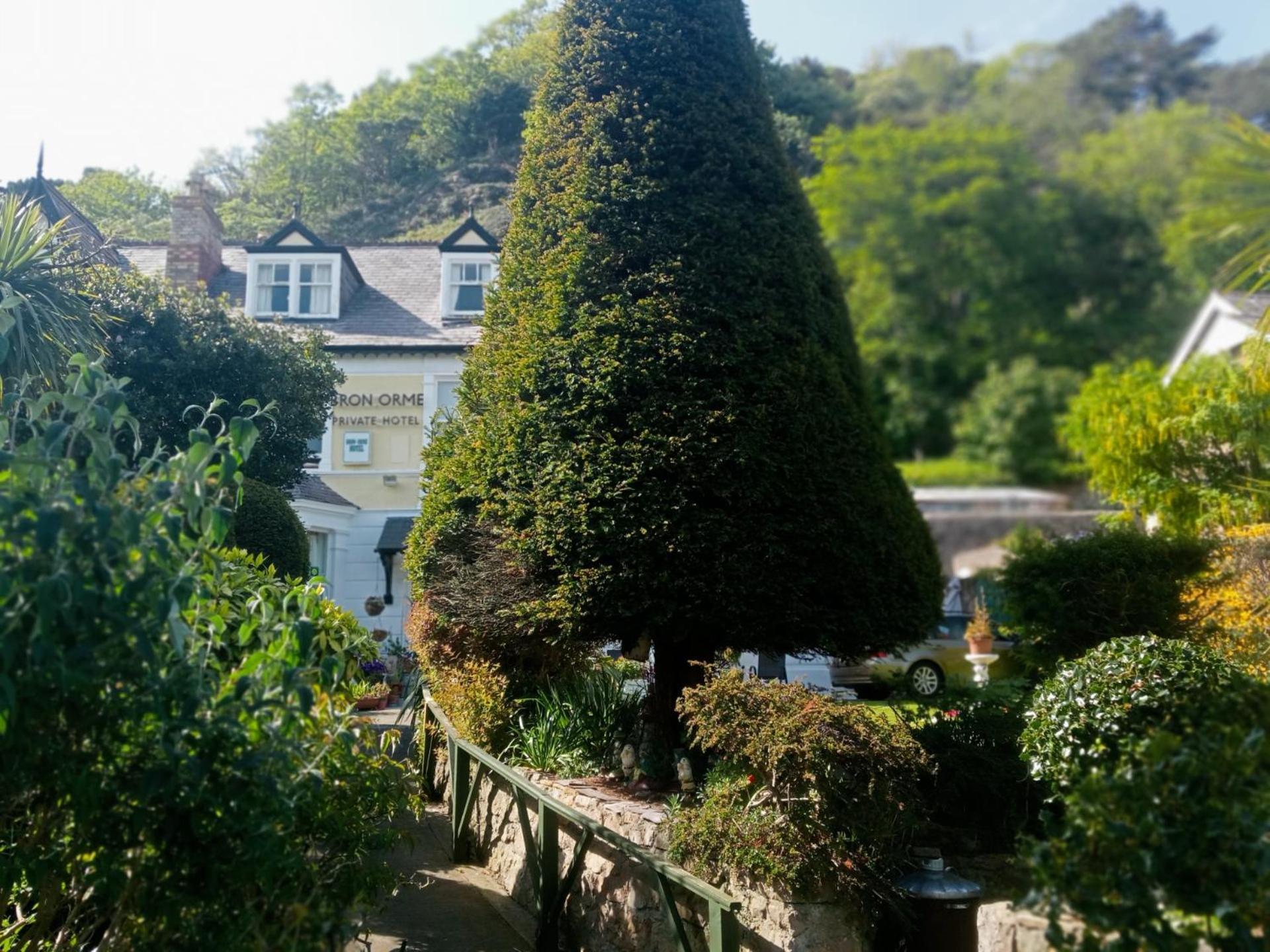 Bron Orme Private Hotel Llandudno Exterior foto